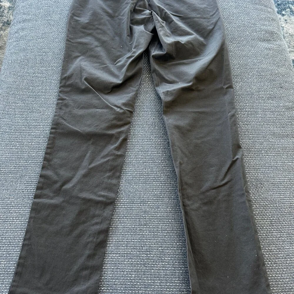 Gap Dark Grey Khaki Men's Slim 30x32 Pants - Picture 4 of 4